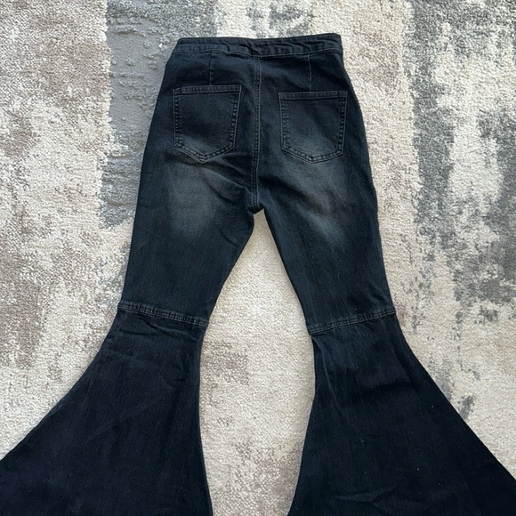 Keep on Truckin’ ~ Denim Frayed Bell Bottom Jeans ~ Black Denim (S) - Picture 3 of 5
